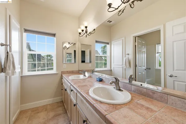 $449,000 | 1970 Navarro Street, La Grange, CA 95329