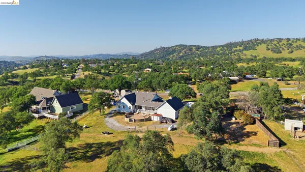 $449,000 | 1970 Navarro Street, La Grange, CA 95329