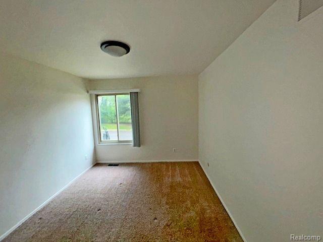 2005 Klingensmith Road Bloomfield Hills, MI 48302 - Photo 14 of 20 Gallery Image 14