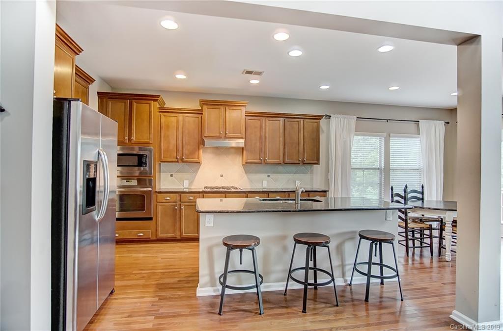 645 Reliance Court Tega Cay, SC 29708 - Photo 7 of 47