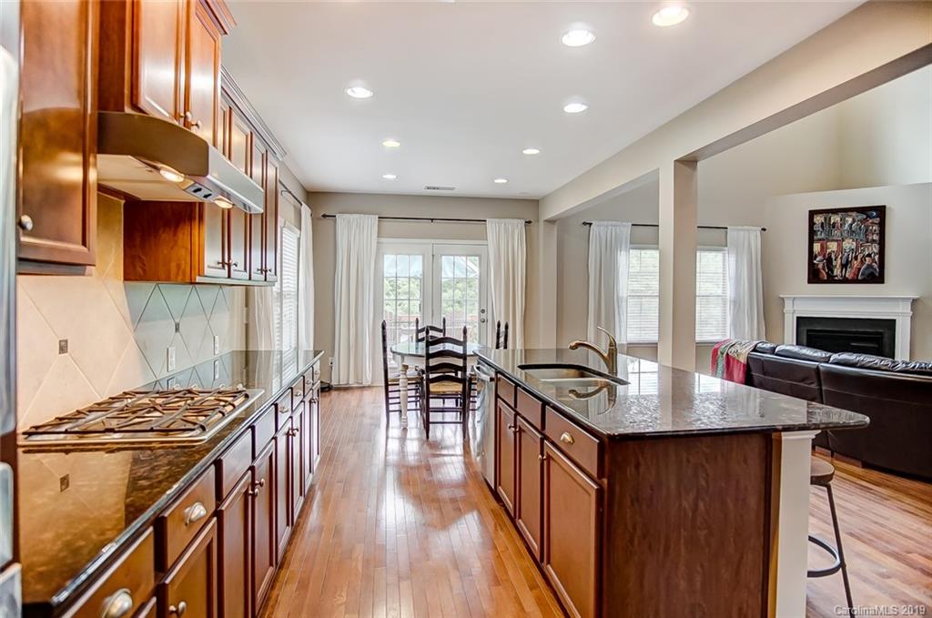 645 Reliance Court Tega Cay, SC 29708 - Photo 8 of 47