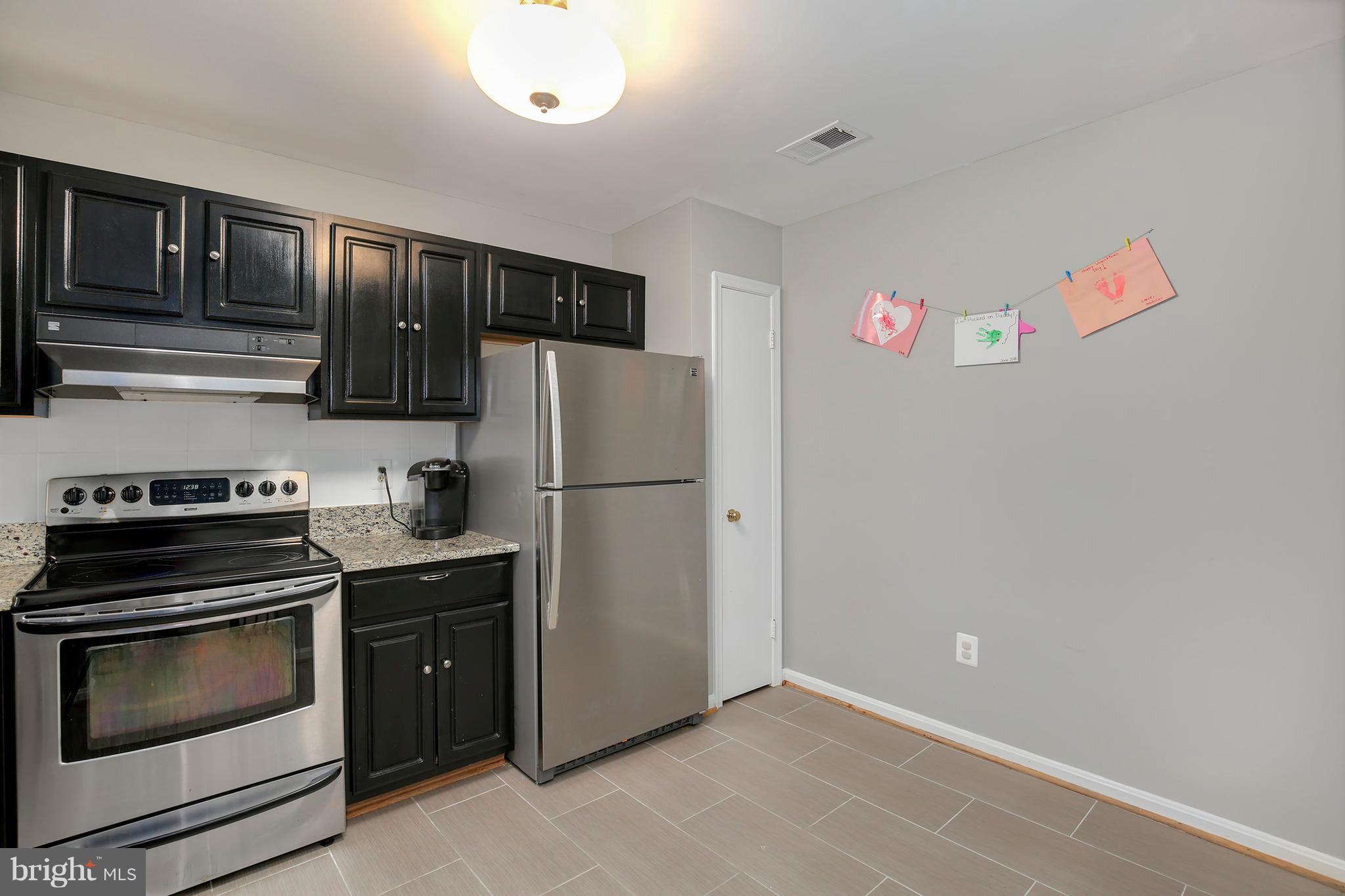 44 Pennydog Court, Unit 103 Silver Spring, MD 20902 - Photo 9 of 20 Kitchen