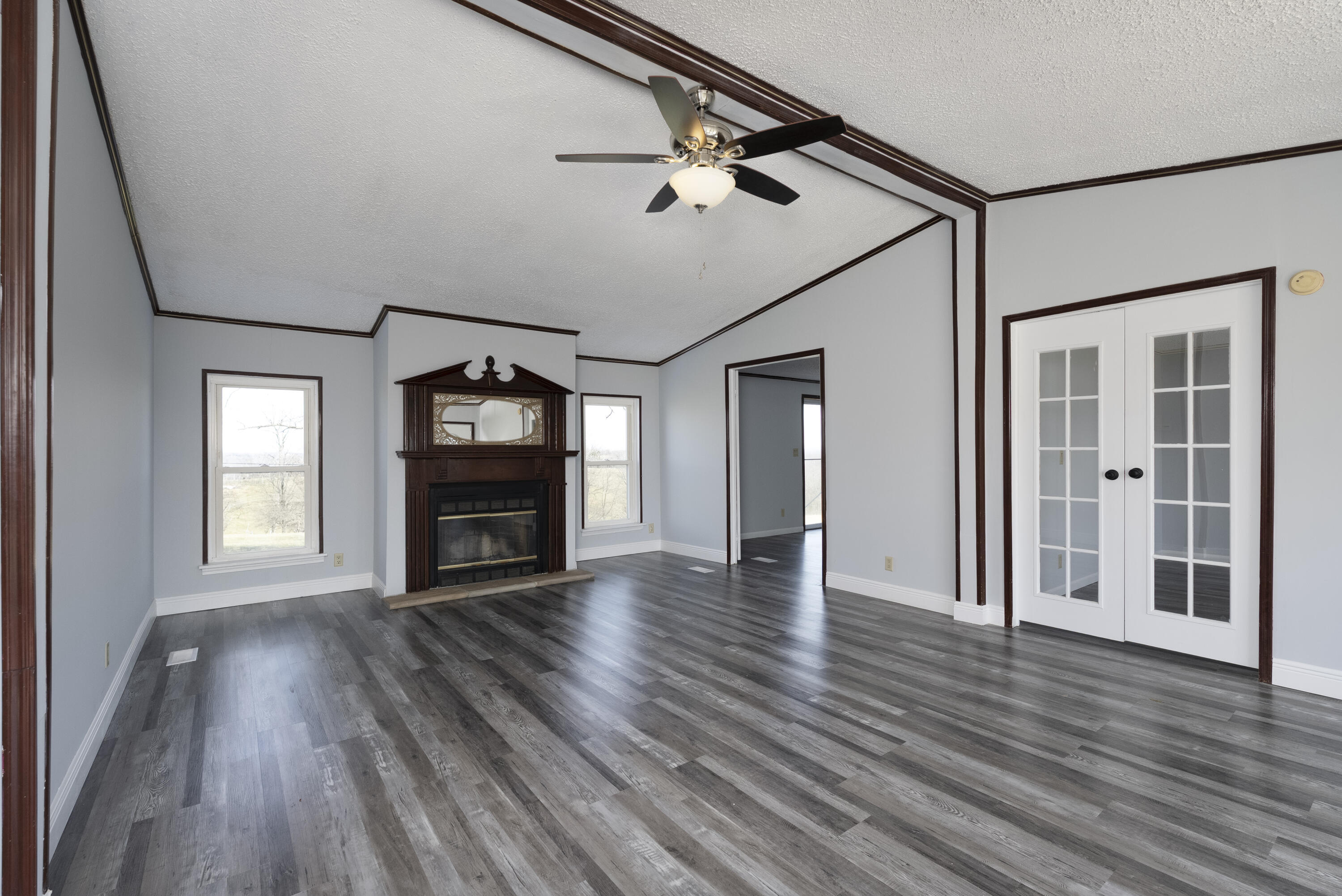 4137 Center Ridge Road De Mossville, KY 41033 - Photo 5 of 28 Gallery Image 5