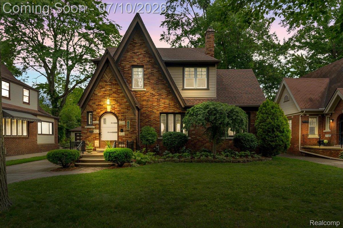 1336 Harvard Road Grosse Pointe, MI 48230 - Photo 53 of 73 this home celebrates both architectural beauty and the exceptional Grosse Pointe lifestyle.