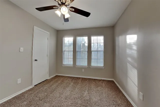 $2,400 | 5402 Woodville Lane, Spring, TX 77379