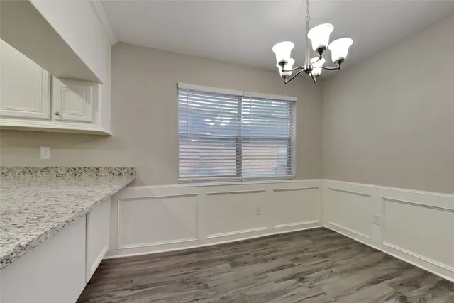 $2,400 | 5402 Woodville Lane, Spring, TX 77379