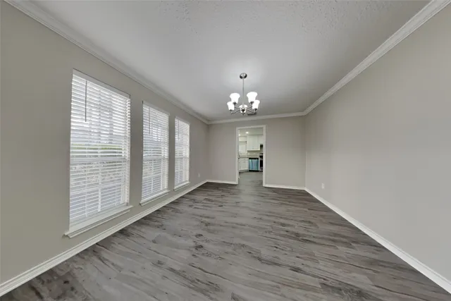 $2,400 | 5402 Woodville Lane, Spring, TX 77379