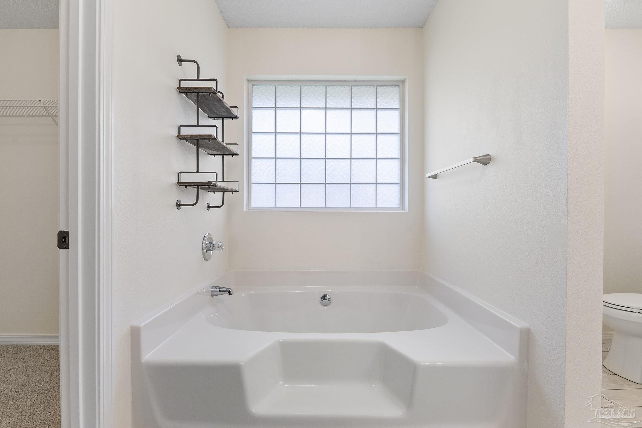 4798 Ribault Lane Milton, FL 32570 - Photo 17 of 33 Gallery Image 17