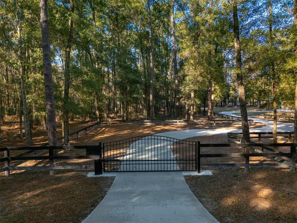 3 Carry Back Road Ocala, FL 34482 - Photo 24 of 37 a view of outdoor space with seating area