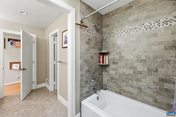 $1,800,000 | 829 Flordon Drive, Charlottesville, VA 22901