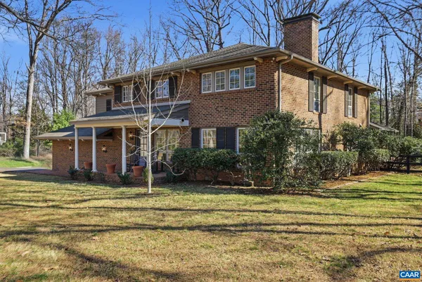 $1,800,000 | 829 Flordon Drive, Charlottesville, VA 22901