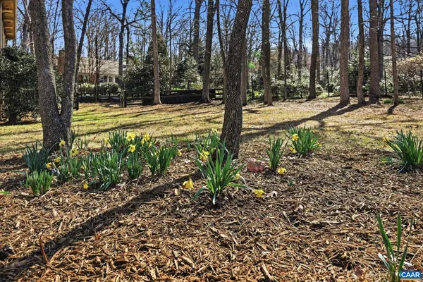 $1,800,000 | 829 Flordon Drive, Charlottesville, VA 22901