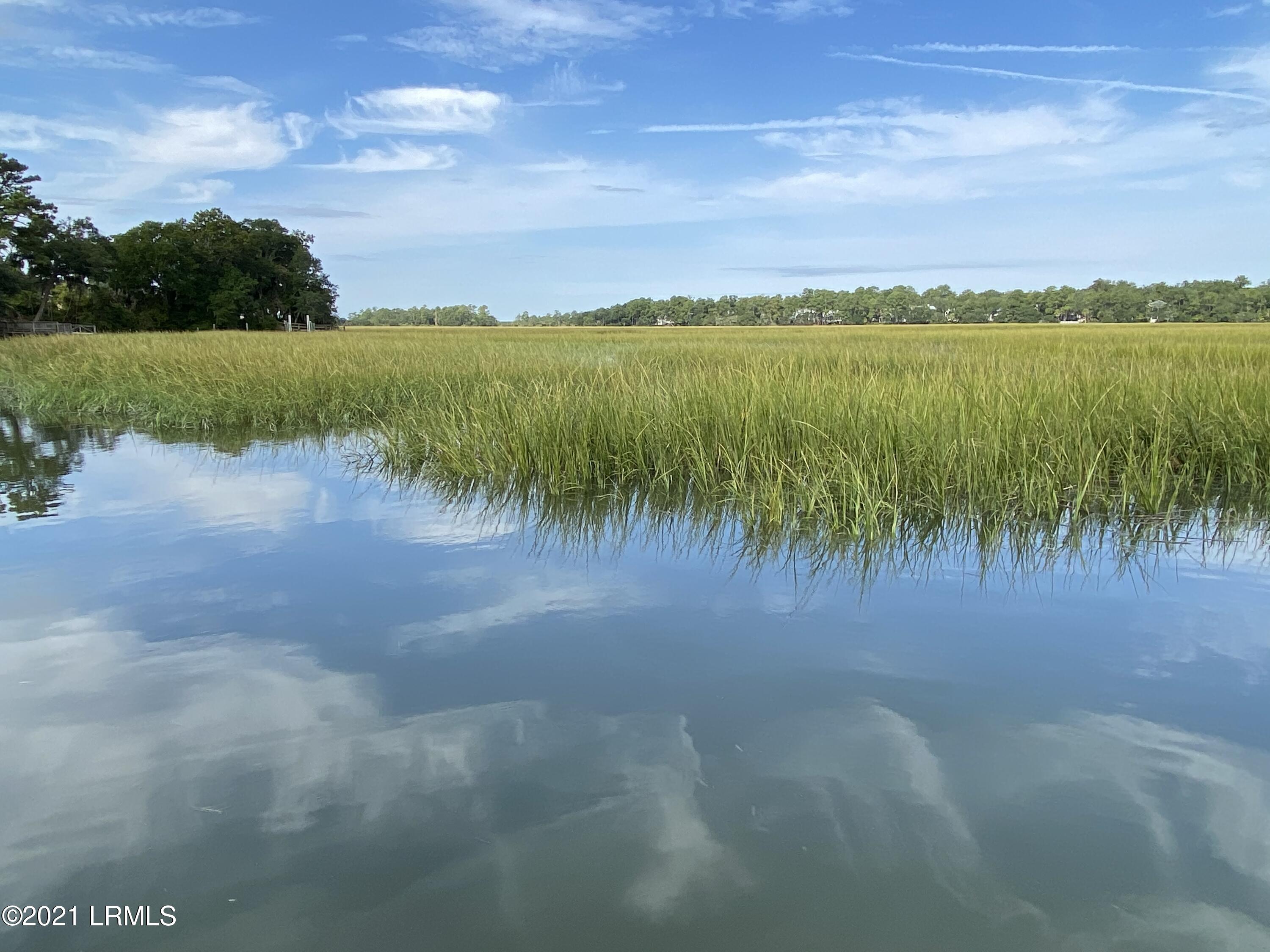 6112 Vaux Road Beaufort, SC 29906 - Photo 2 of 30 IMG_3365