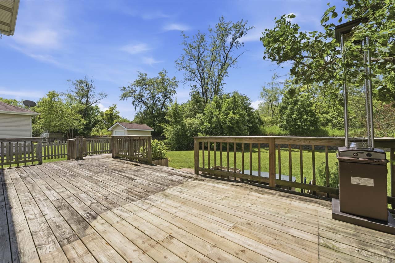 32804 Bending Creek Road Lakemoor, IL 60051 - Photo 39 of 46