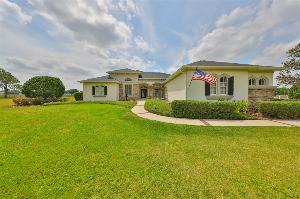 18423 Lithia Towne Road Lithia, FL 33547 - Photo 2 of 79 Gallery Image 2