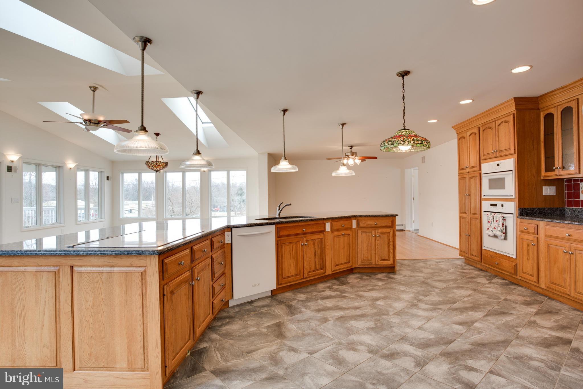 14960 Frederick Road Woodbine, MD 21797 - Photo 4 of 30 Kitchen