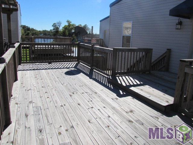 2027 F Brady Road Theriot, LA 70397 - Photo 2 of 12 Deck