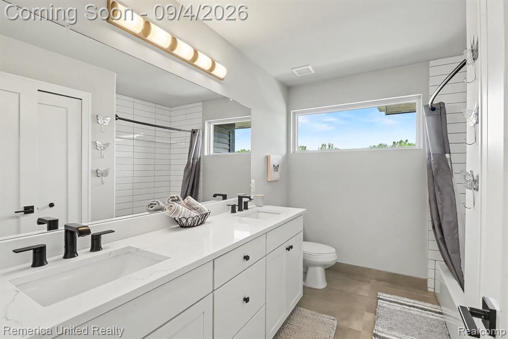 4083 Inverrary Court Commerce Township, MI 48382 - Photo 31 of 54 Gallery Image 31