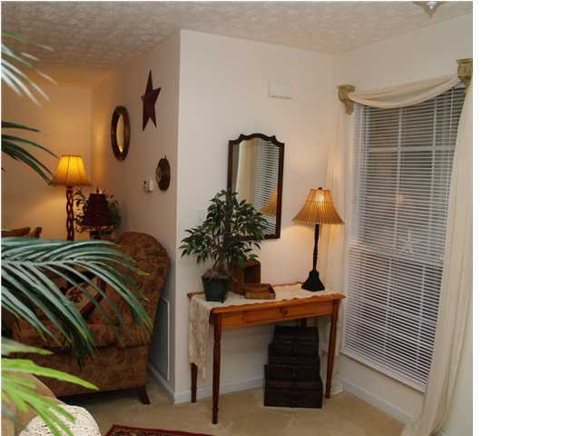 203 Bay Grove Road Freeport, FL 32439 - Photo 8 of 12 a view of entryway and hall