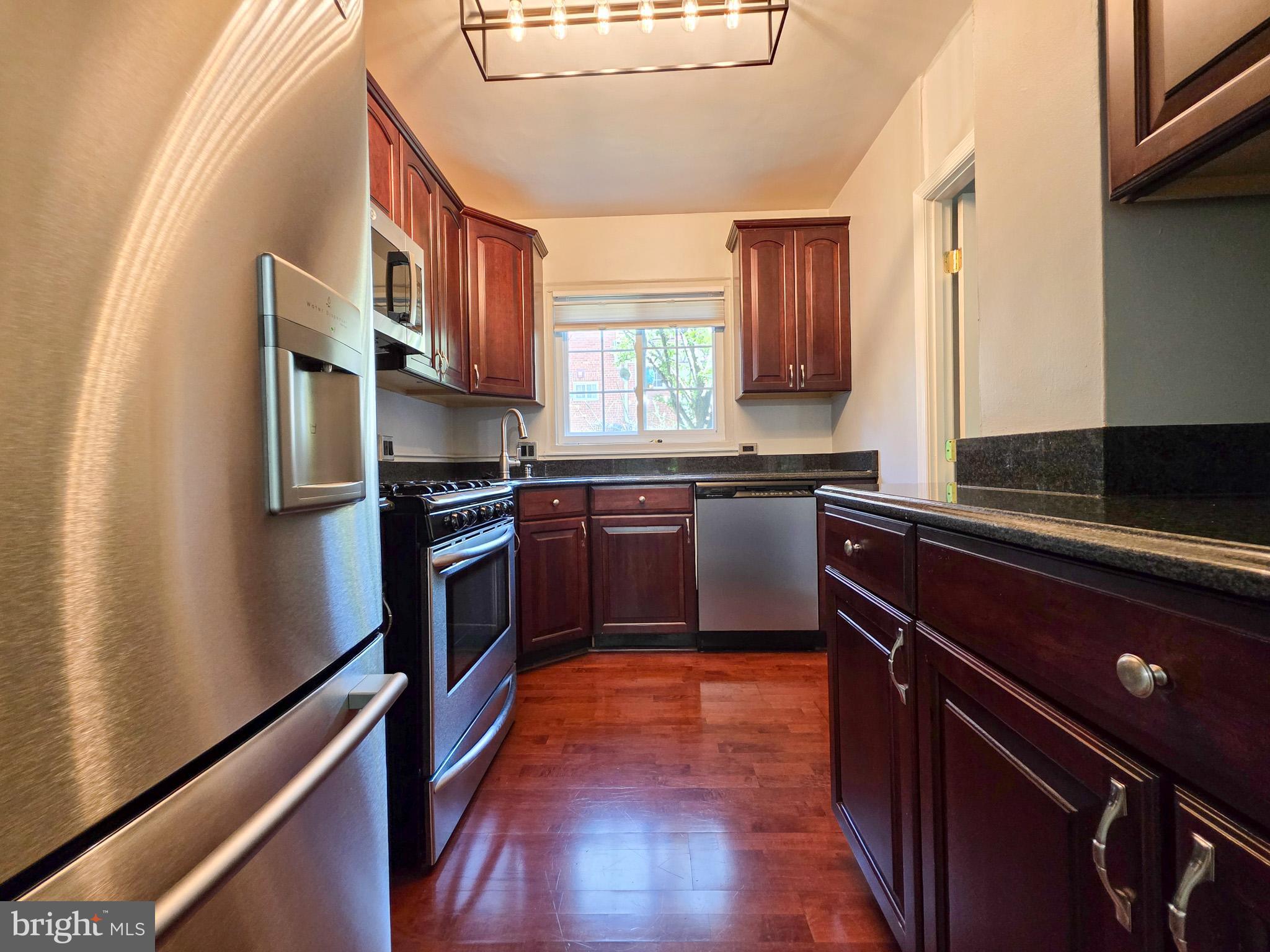 3710 Gunston Road Alexandria, VA 22302 - Photo 9 of 22