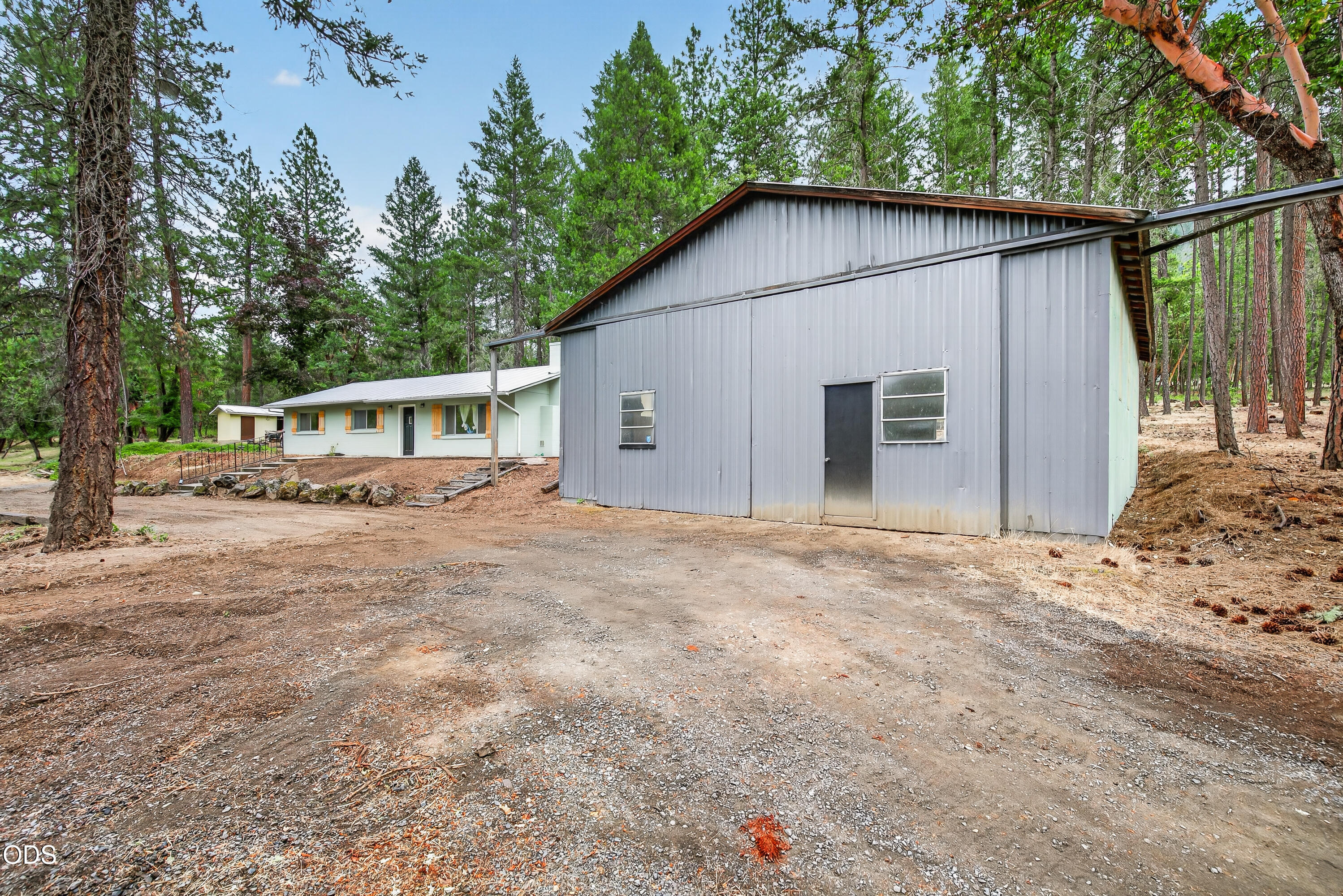 981 Upper Applegate Road Jacksonville, OR 97530 - Photo 30 of 36