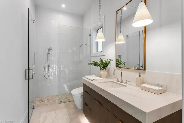 $13,500,000 | 774 South Golf Drive, Naples, FL 34102