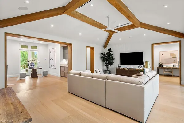 $11,750,000 | 774 South Golf Drive, Naples, FL 34102