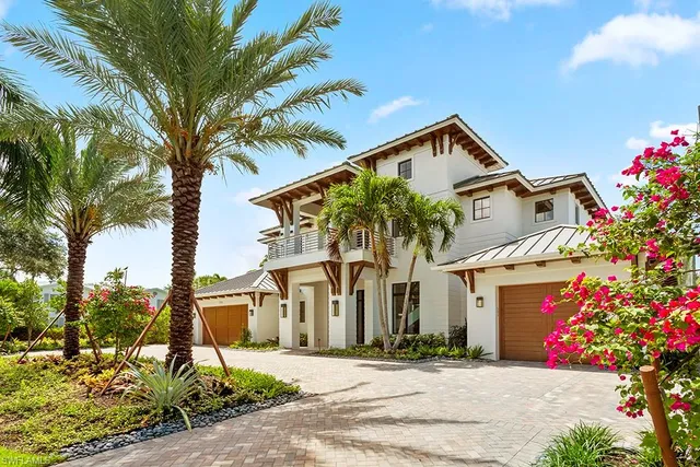 $13,500,000 | 774 South Golf Drive, Naples, FL 34102