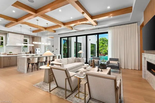 $11,750,000 | 774 South Golf Drive, Naples, FL 34102