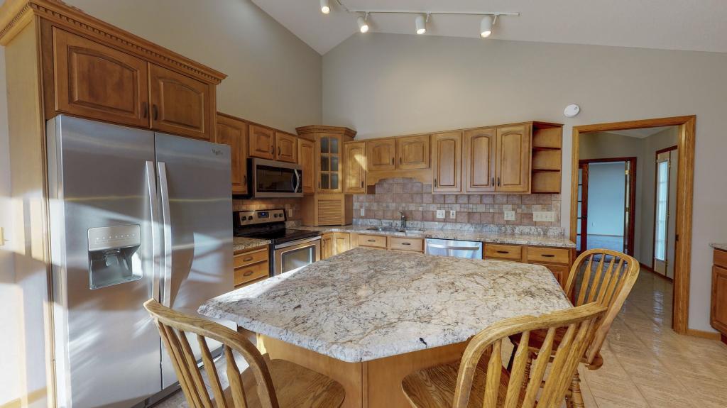 1803 11th Street Southwest Rochester, MN 55902 - Photo 7 of 36