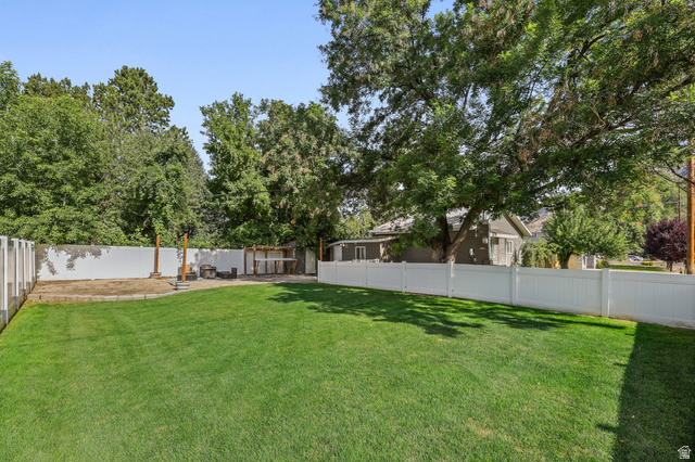 175 North 700 East Springville, UT 84663 - Photo 23 of 32 Grass area
