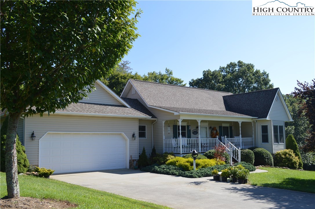215 River Bend Road Sparta, NC 28675 - Photo 2 of 46 Gallery Image 2