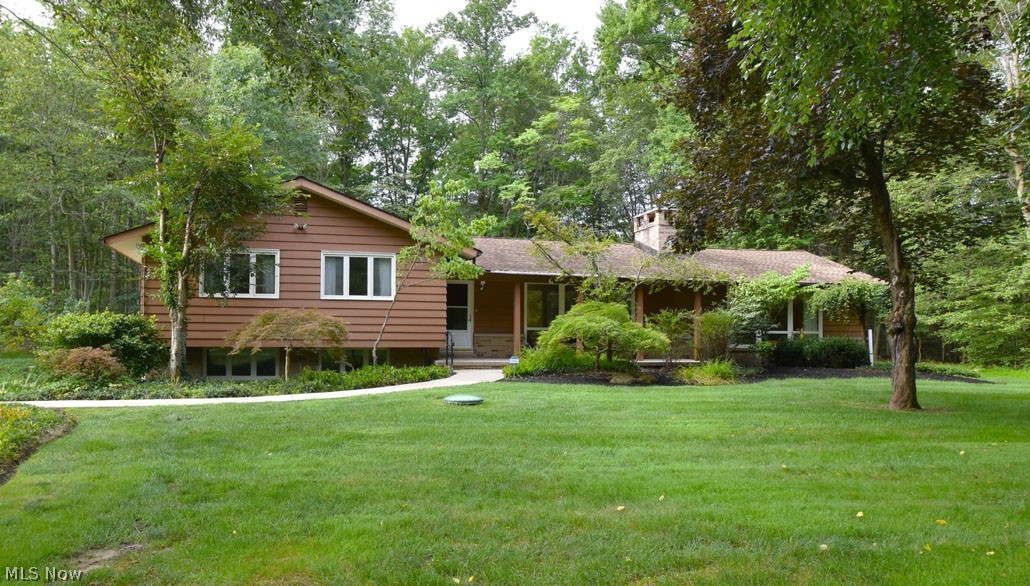 8265 Cloveridge Road Chagrin Falls, OH 44022 - Photo 4 of 35 Gallery Image 4