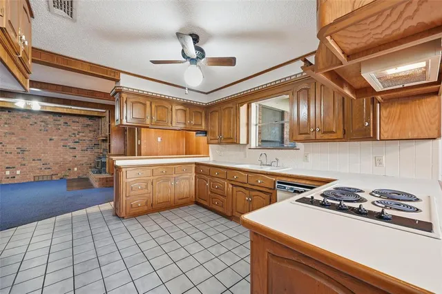 $360,000 | 1508 Red Oak Circle, Azle, TX 76020