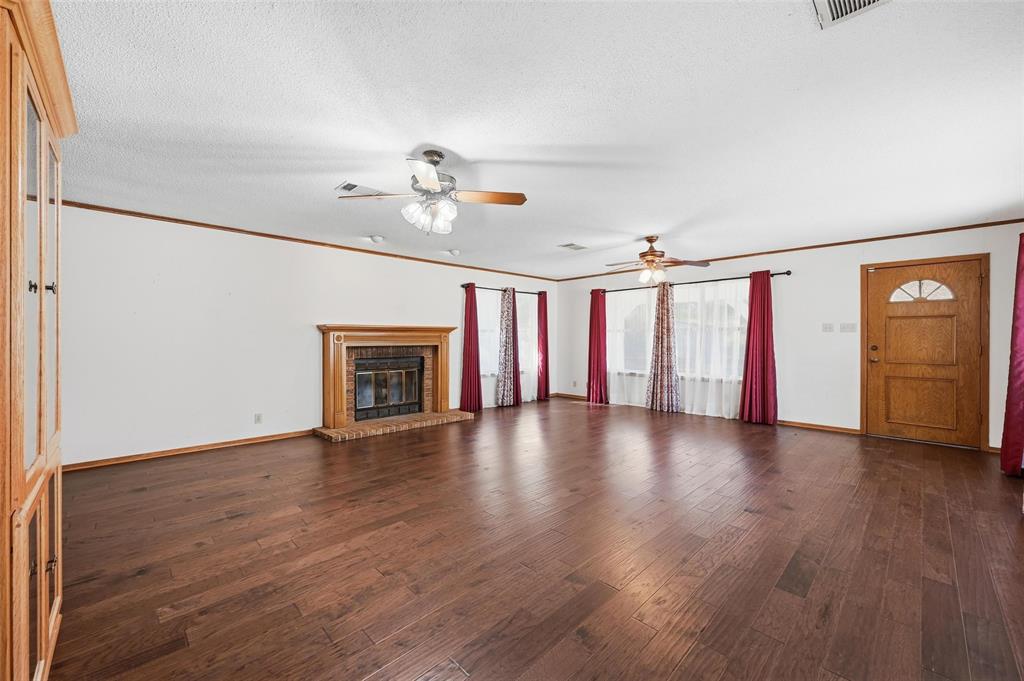 1508 Red Oak Circle Azle, TX 76020 - Photo 14 of 27 Extra large family room with second fireplace