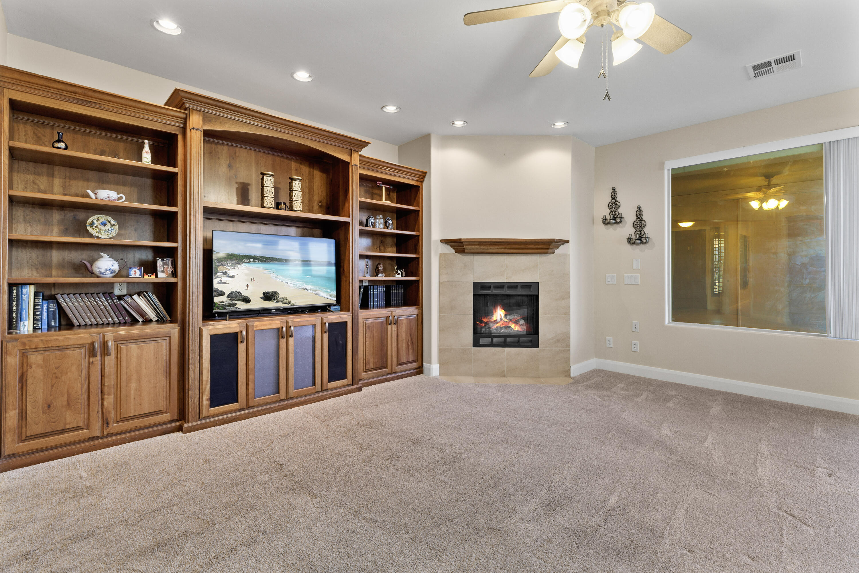 409 North Country Lane, Unit 39 St. George, UT 84770 - Photo 8 of 40 Living Room - Photo 2