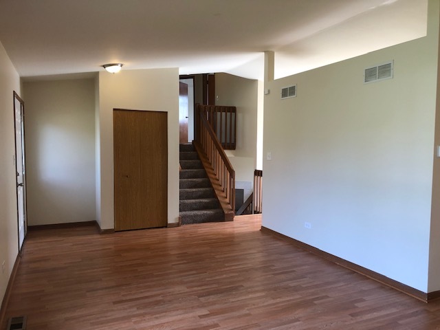 4149 Charleston Road Matteson, IL 60443 - Photo 8 of 28