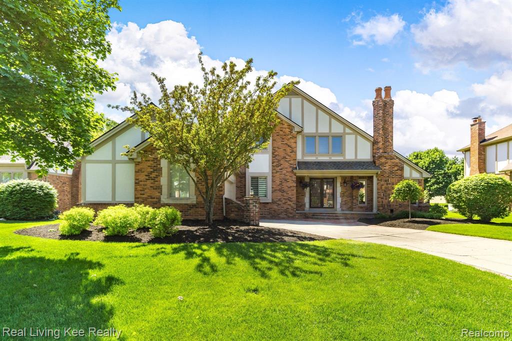 1730 Jason Circle Rochester Hills, MI 48306 - Photo 1 of 31