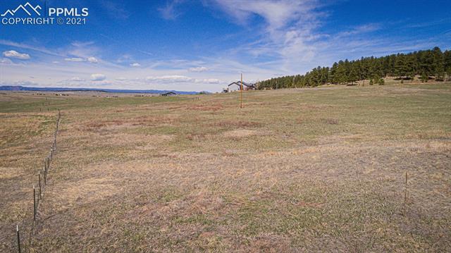 9175 Walker Road Colorado Springs, CO 80908 - Photo 6 of 11 Gallery Image 6