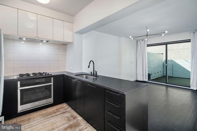 $444,000 | 1102 East Palmer Street, Philadelphia, PA 19125