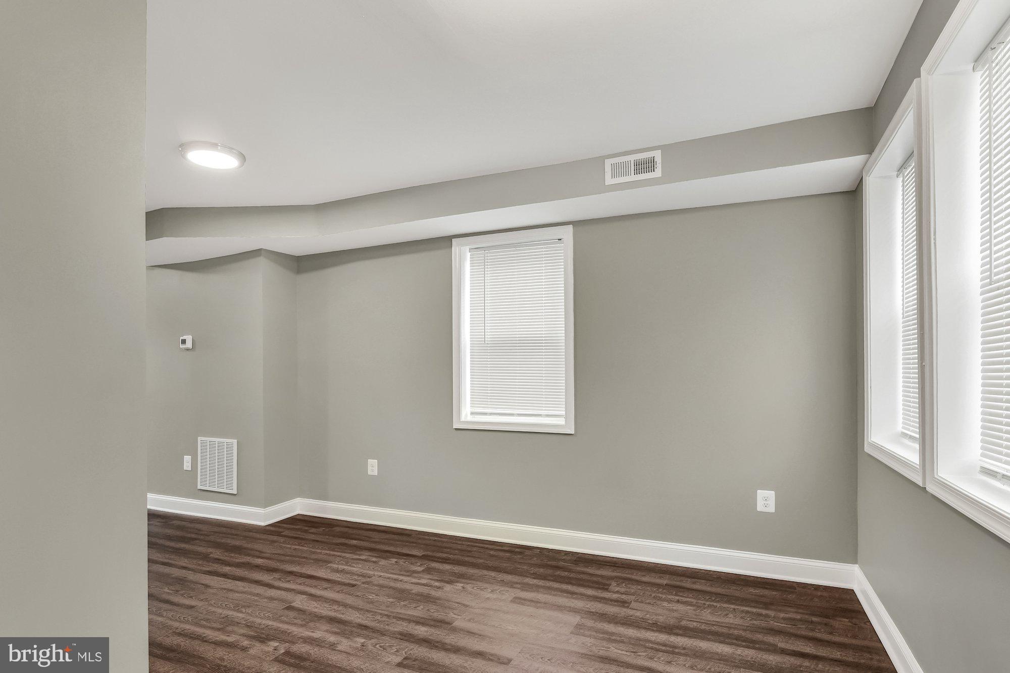 170 West Meadow Road Baltimore, MD 21225 - Photo 5 of 27
