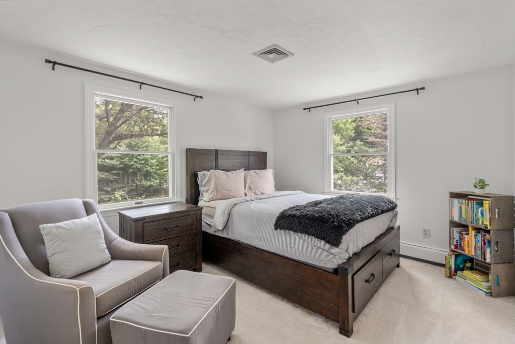 322 Concord Road Wayland, MA 01778 - Photo 23 of 35