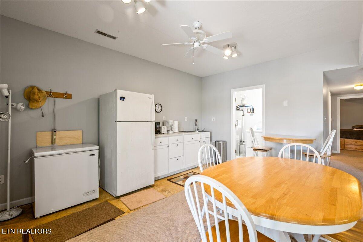 939 East Norris Point Road La Follette, TN 37766 - Photo 34 of 60 34-E Norris