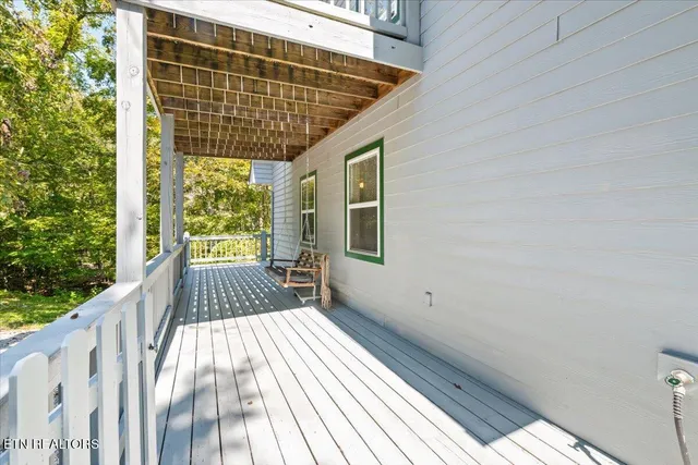 $1,200,000 | 939 East Norris Point Road, La Follette, TN 37766