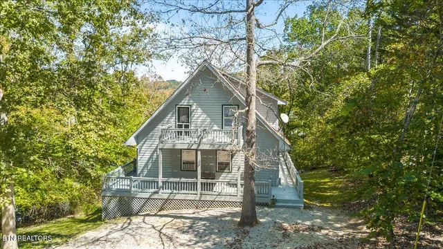 $1,200,000 | 939 East Norris Point Road, La Follette, TN 37766