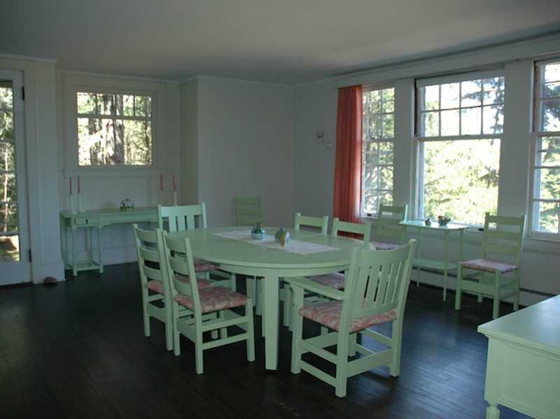 18 Upland Road Seal Harbor, ME 04675 - Photo 5 of 21 Dining Room.