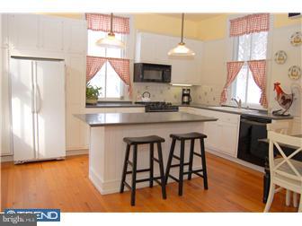787 Upper Gulph Road Wayne, PA 19087 - Photo 3 of 12 Kitchen