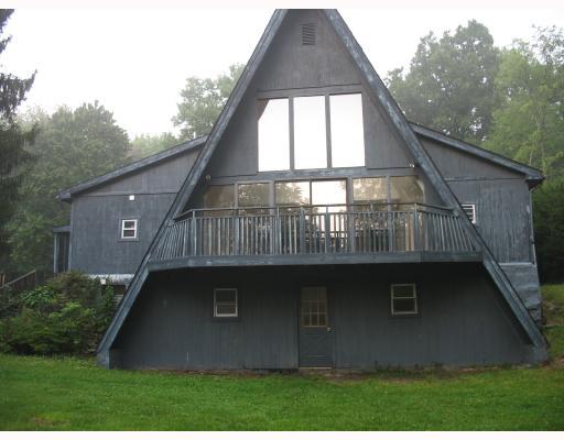 185 Woodcrest Road Butler, PA 16002 - Photo 1 of 8 Exterior Front.