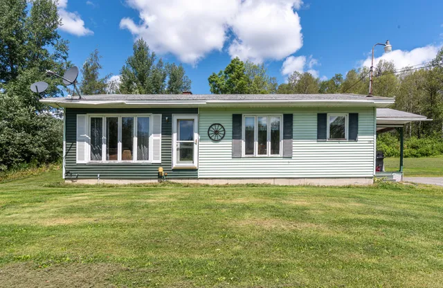$100,000 | 104 Dufour Road, Madawaska, ME 04756