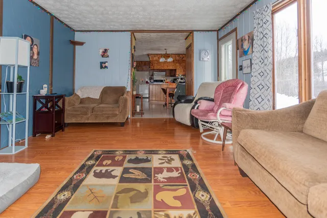 $100,000 | 104 Dufour Road, Madawaska, ME 04756